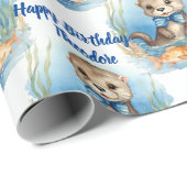 Baby Otter Boy Personalisiert Geschenkpapier (Rolleneckpunkt)
