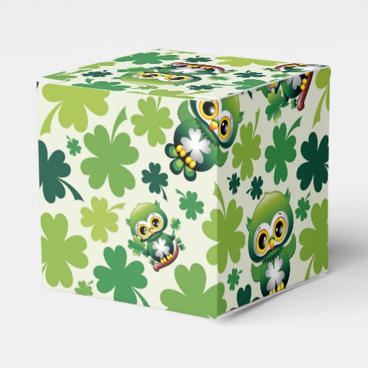 Baby Owl Cute St Patrick Cartoon Geschenkschachtel (Vorderseite)