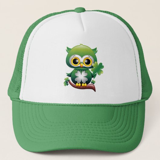 Baby Owl St Patrick Paddy Cartoon Truckerkappe (Vorderseite)