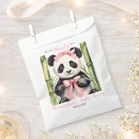 Baby Panda Bear Bear Bearly Wait Girls Baby Dusche Geschenktütchen (Ausgeschnitten)