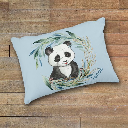 Baby Panda Bear im Kinderzimmer Wreath Accent Pill Dekokissen