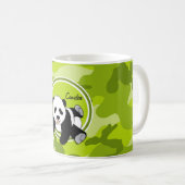 Baby-Panda; hellgrüne Camouflage, Tarnung Kaffeetasse (VorderseiteRechts)