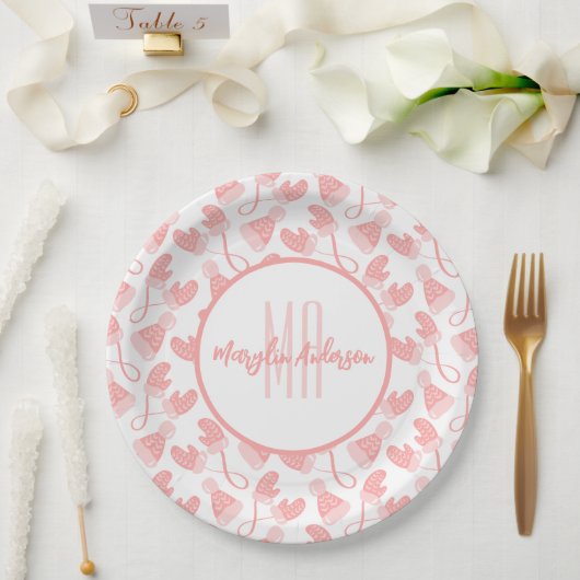 BABY PINK CHRISTMAS WINTER MITTENS & HATS MONOGRAM PAPPTELLER (Hochzeit)