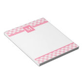 Baby Pink Gingham Karo Monogramm Notizblock (angewinkelt)