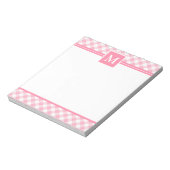 Baby Pink Gingham Karo Monogramm Notizblock (Rotiert)