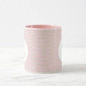 Baby Pink Stripe Monogram Tasse (Zentrum)