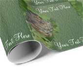 Baby Robin Fledgling Bird Nature Geschenkpapier (Rolleneckpunkt)