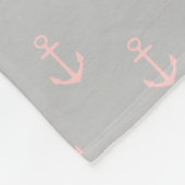 Baby-Rosa-Anker auf dem Aschen-Grau personalisiert Fleecedecke (Ecke)