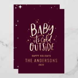 Baby seine Kälte außerhalb der modernen minimalen Folien Feiertagskarte