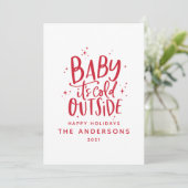 Baby seine kalte draußen typografische Weihnachtsf Save The Date (Stehend Vorderseite)