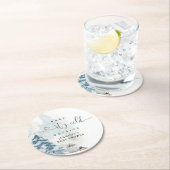 Baby seine kalte Kiefernbäume draußen Babydusche Runder Pappuntersetzer (Vor Ort)