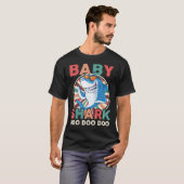 Baby Shark Men T - Shirt, Funny Baby Shark Essenti T-Shirt (Vorne ganz)