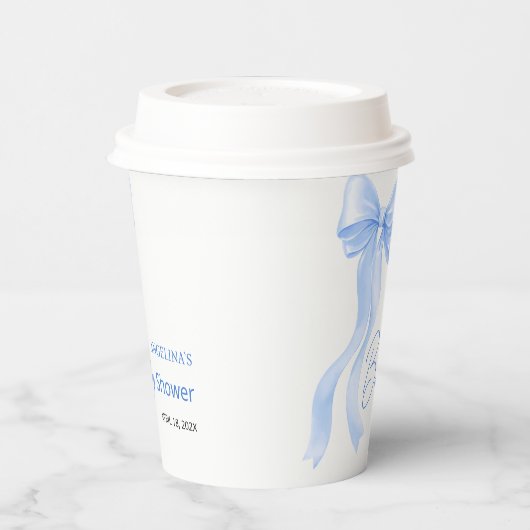 Baby shower paper cups with a delicate bow. pappbecher (Links)