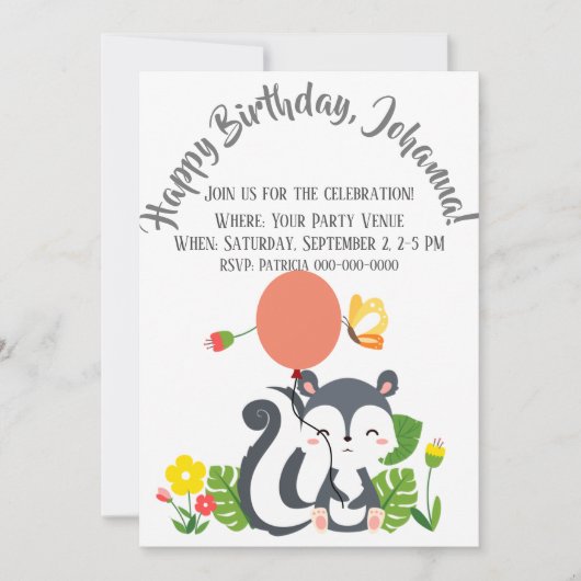 Baby Skunk, Butterfly & Blume Geburtstag Einladung (Vorderseite)