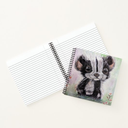 Baby Skunk Custom 8.5" x 8.5" SpiralNotebook Notizblock (Innenseite)