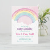 Baby Sprinkles Pastel Rainbow Baby Shower Einladung (Stehend Vorderseite)