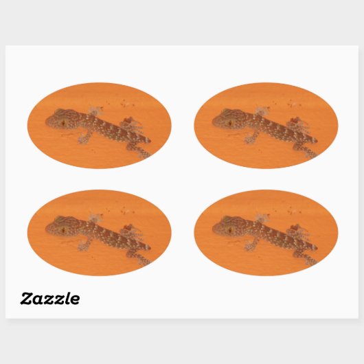 Baby Tokay Gecko Ovaler Aufkleber (Blatt)