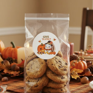 Baby Truthahn und Kürbis feiern Thanksgiving  Runder Aufkleber