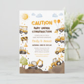 Baby Under Construction Trucks Baby Couples Shower Einladung (Stehend Vorderseite)