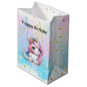 Baby Unicorn Birthday Bag Mittlere Geschenktüte (Vorderseite Schrägansicht)
