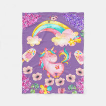 Baby Unicorn spielend Garten Fleece Blanket, Baby