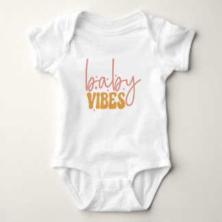 Baby Vibes Baby Strampler