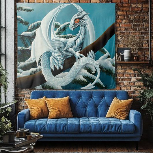 Baby White Winter Dragon Wandteppich