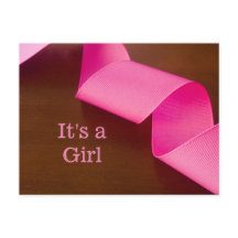 Babyankündigung mit einer rosa Girl-Band-Postkarte