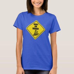 Babyaufkleber an Bord T-Shirt