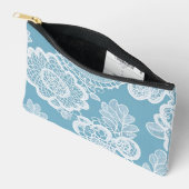 Babyblaue und weiße Blumenmuster AI-Kunst  Zubehörtasche (Offen)