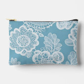 Babyblaue und weiße Blumenmuster AI-Kunst  Zubehörtasche (Vorderseite)