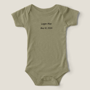 Babybodysuit mit Monogramm