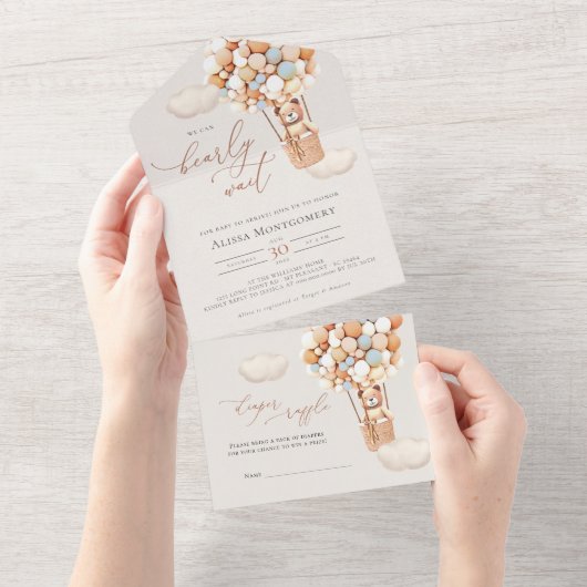 Babydusche aus Bärenblasen in einer Einladung (Abreißen)