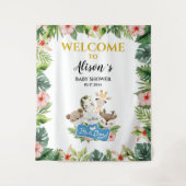 Babydusche BACKDROP | Niedlich Gold Safari Friend Wandteppich (Vorderseite)