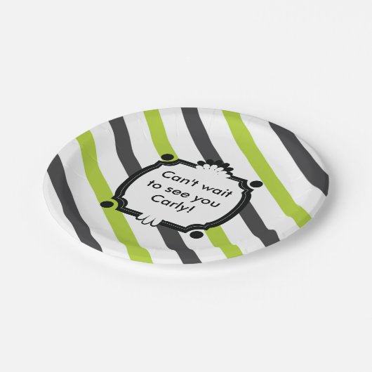 Babydusche mit grünem und schwarzem Streifen Pappteller (Schrägansicht)