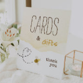 Babyduschkarten und Geschenke für die süße Hummel Sockelschild