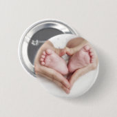 Babyfüße in den Mutterhänden Button (Vorne & Hinten)