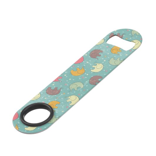 Babyhintergrund Speed Flaschenöffner (Rückseite Schrägansicht)