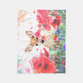 Babykitz auf einem Gebiet der Mohnblumen Fleecedecke (Vorderseite)