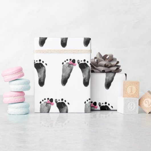 Babymädchen mit rosa Bow Geschenkpapier (Babyparty)