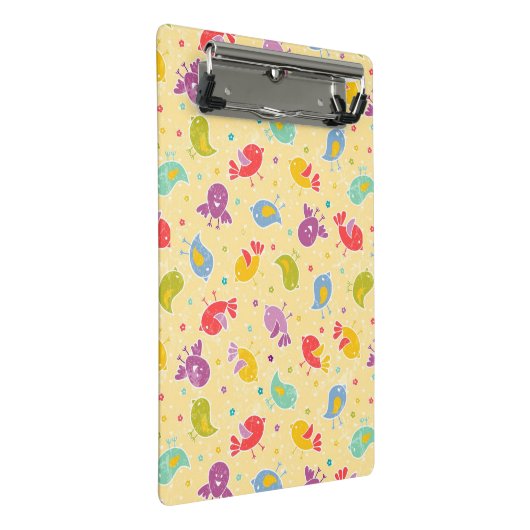 Babymuster mit niedlichen Vögeln Mini Klemmbrett (Schrägansicht)