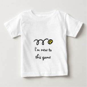 Babyoutfit mit niedlichem Sprichwort - Tennis Spa Baby T-shirt