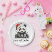 Babypanda mit Weihnachtsmütze, anpassbar Pappteller (Party)