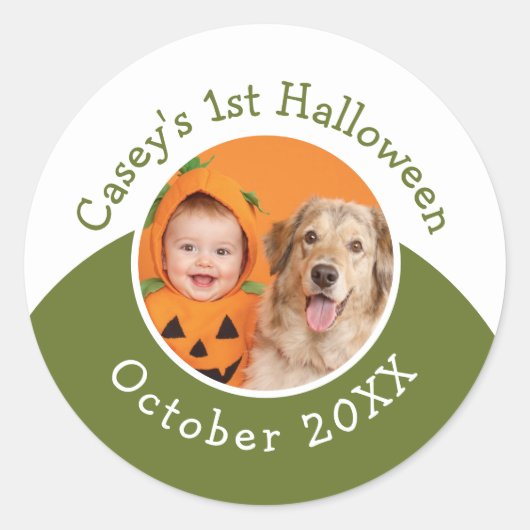 Baby's 1. Halloween-Upload-Foto mit editierbarem T Runder Aufkleber (Vorderseite)