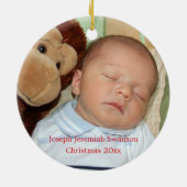 Baby's 1. Weihnachts Kleiner Affen Holly Foto Keramikornament (Hinten)