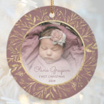 Babys 1. Weihnachtsfest Foto Dusty Rose Gold Round Keramik Ornament<br><div class="desc">Feiern Sie das erste Weihnachtsfest des Babys mit diesem schönen Sake-Ornament. Ersetzen Sie das Beispielbild einfach durch Ihr eigenes Lieblings-Foto und passen Sie es mit Babynamen im Schriftart von staubigen Rose und dem unten stehenden Jahr an. Ein Bildschirm mit weißem Farbverlauf trägt dazu bei, den Pop des Textes zu erzeugen....</div>