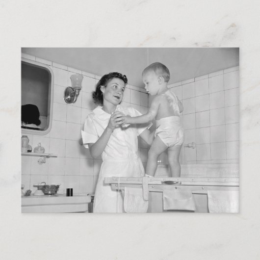 Baby's Bath, 1937 Postkarte (Vorderseite)