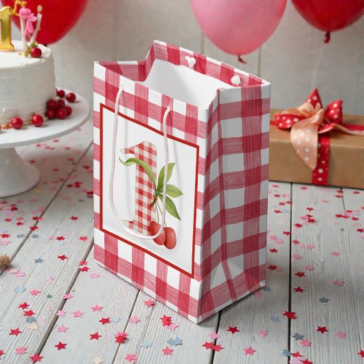 Baby's Cherry First Red Gingham Birthday Mittlere Geschenktüte