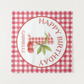Baby's Cherry First Red Gingham Geburtstag  Wandteppich (Vorderseite (Horizontal))