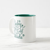 Baby's Cold Outdoor Evergreen Script Holiday Zweifarbige Tasse (Vorderseite Links)